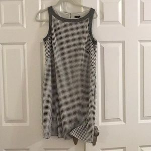 Fun black and white piece